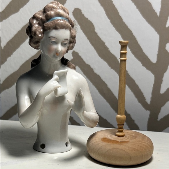 Elegant Porcelain Bust Pin Cushion Doll with Brown and Cream Accents - Picture 5 of 6